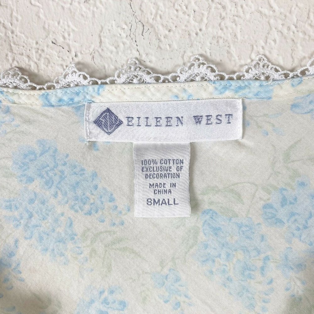 VINTAGE EILEEN WEST Women Size Small Blue Floral Robe Sleep Nightgown Lace Trim - Picture 4 of 10